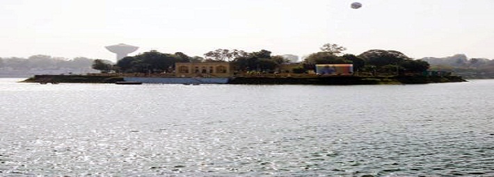 Kankaria Lake